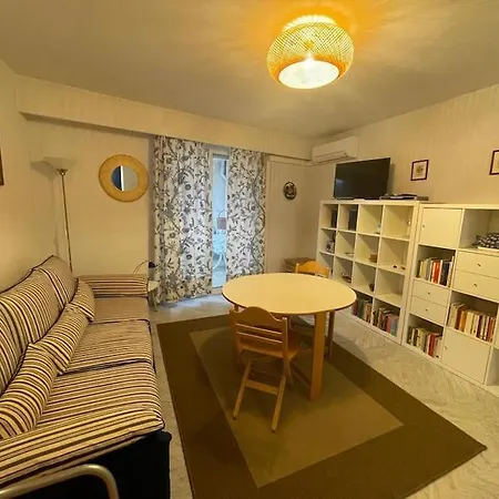 Palm Royal - For 4 With Balcony - 5 Minutes From The Appartement Antibes