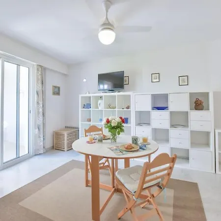 Palm Royal - For 4 With Balcony - 5 Minutes From The Appartement
