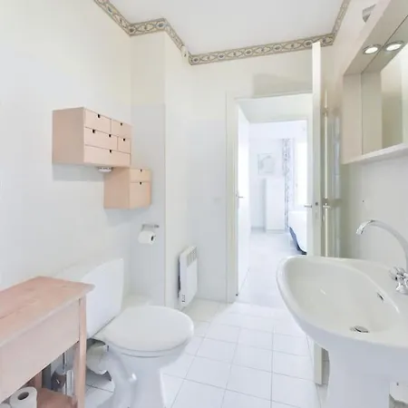 Appartamento Palm Royal - For 4 With Balcony - 5 Minutes From The Antibes